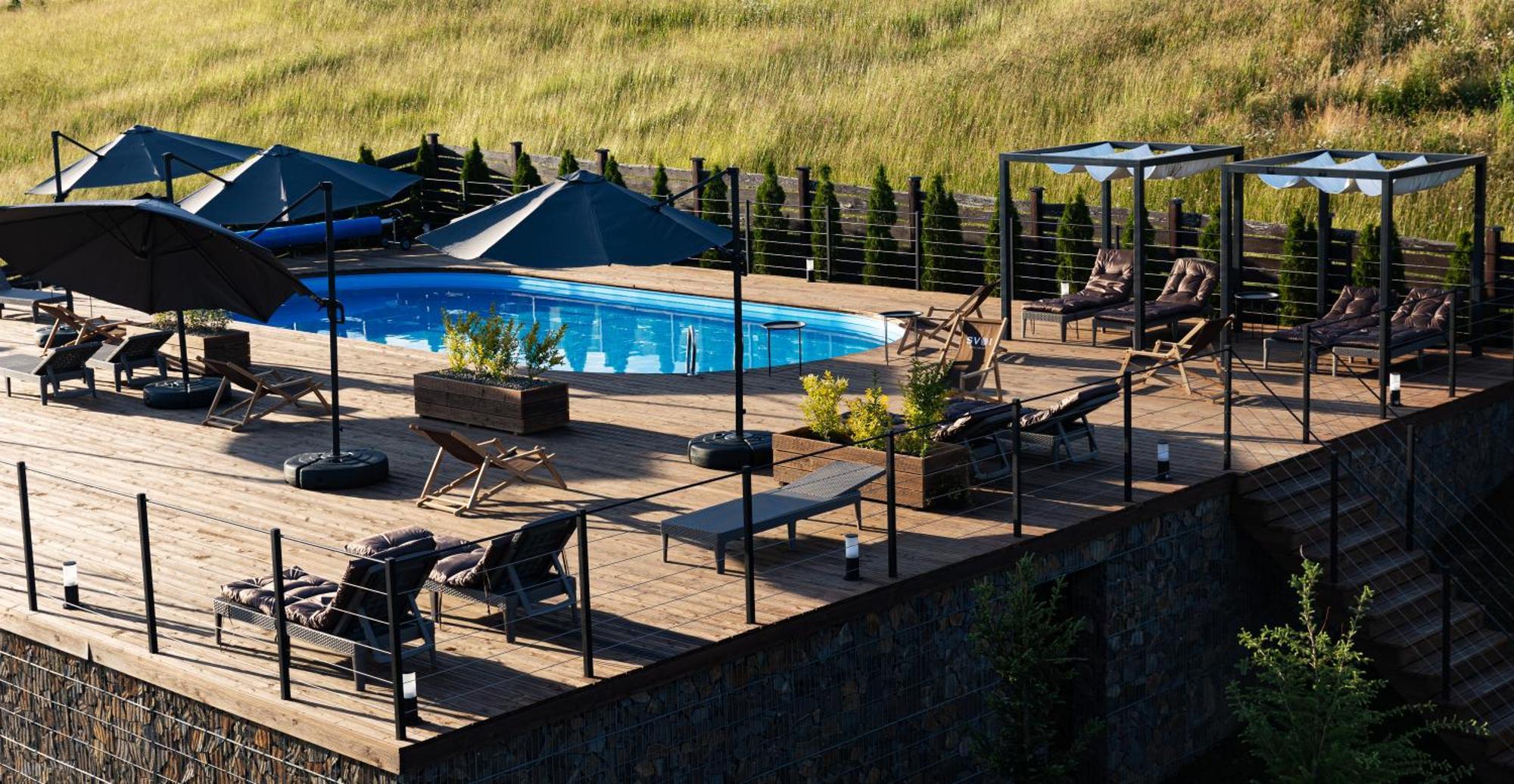 SVOI Hotel Palyanytsya Buitenkant foto